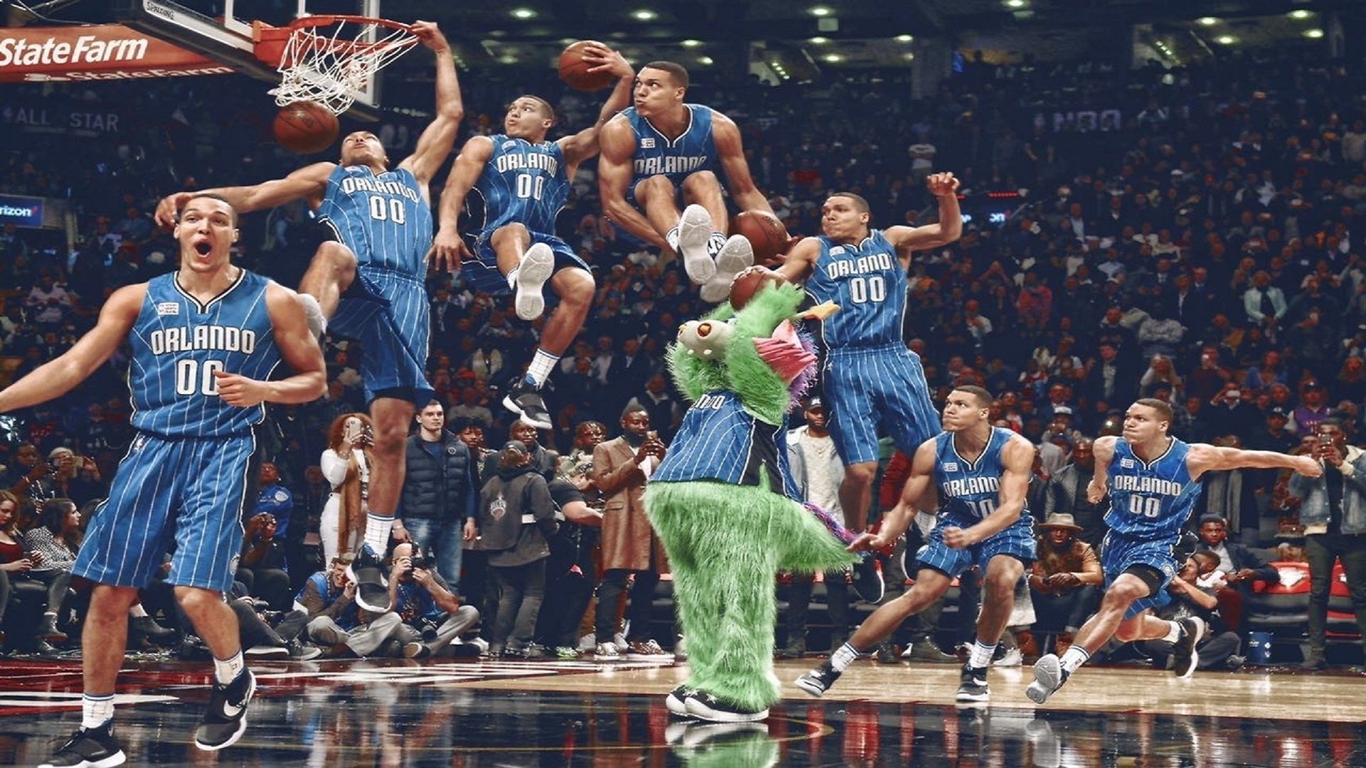 詹姆斯迎来十赛季出色发挥，湖人观众热烈欢呼！赛场气氛高涨