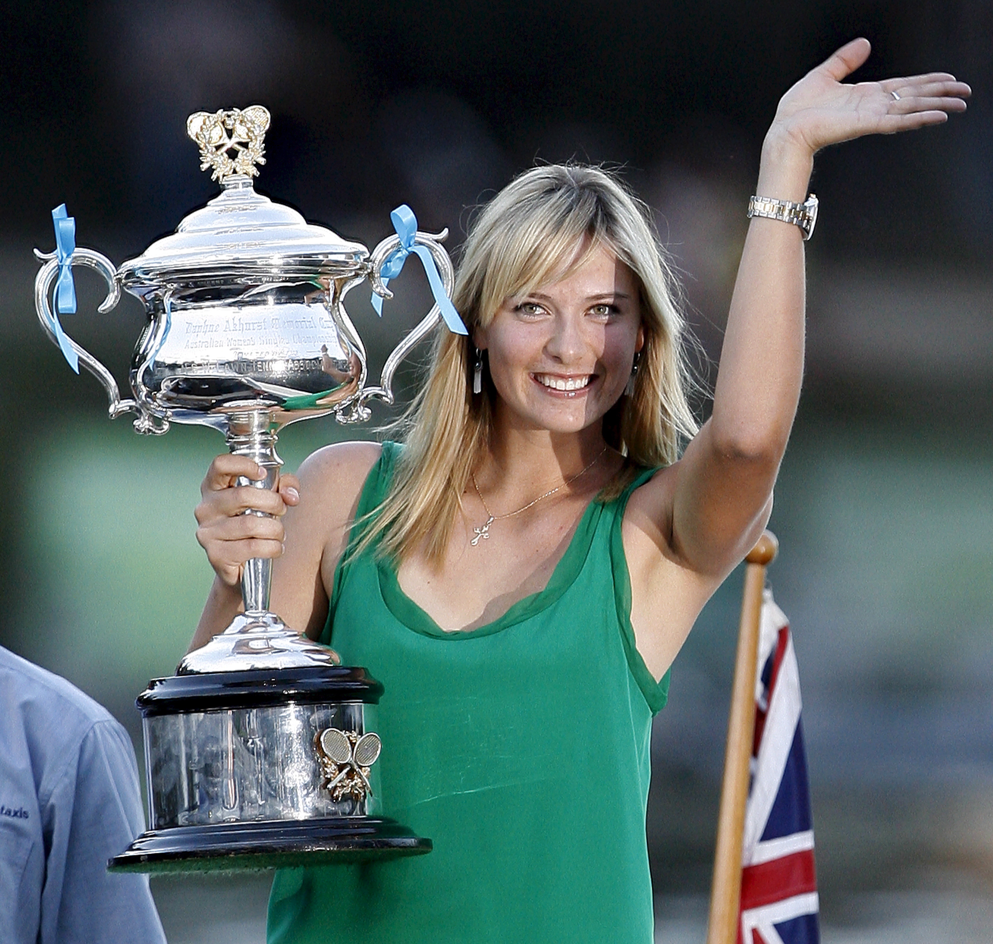 莎拉波娃连续五场比赛得分超过败北，澳大利亚队不断突破！热度持续攀升的简单介绍